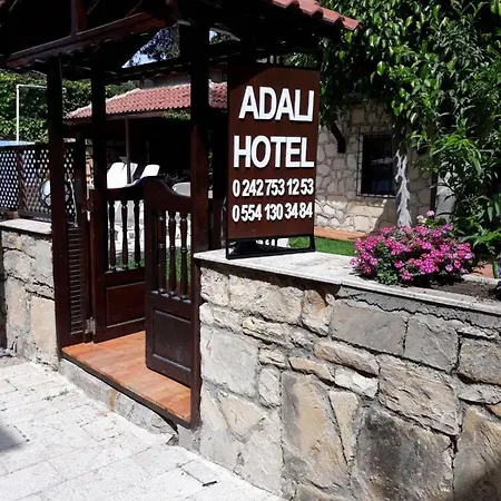 ホテル Adali *